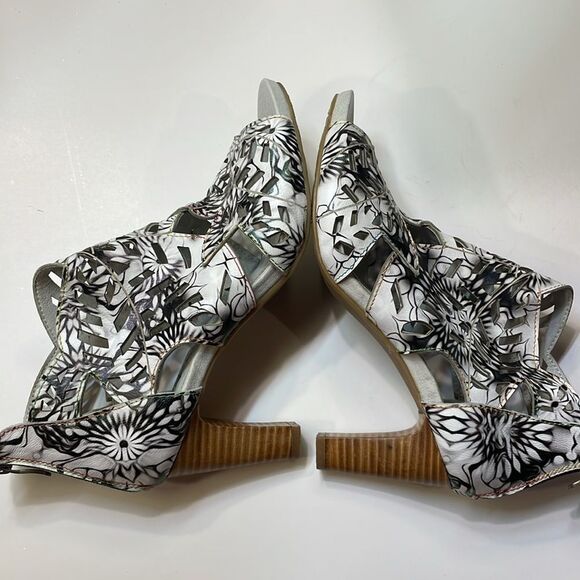 L’Artistic Womens Spring Step Amora Hand Painted Leather  Sandal Heel Sz 10.5 - Picture 8 of 14